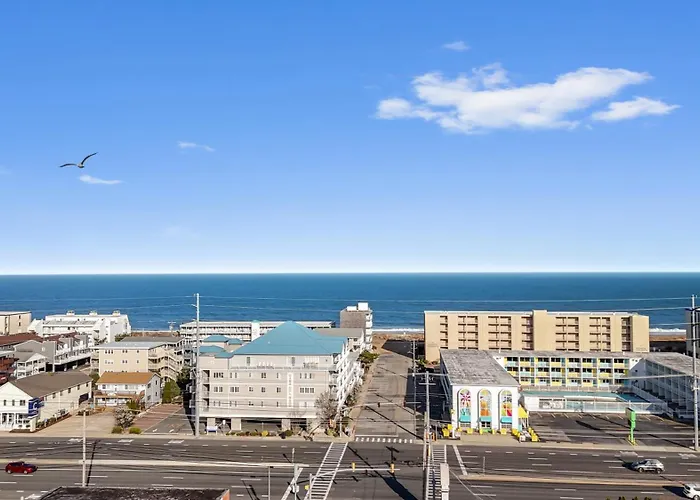 Charming Bayside W Deck 74th Street Ocean *
