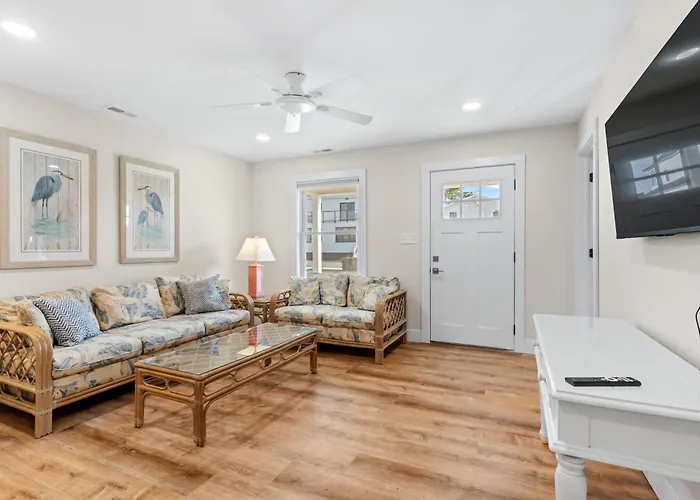 Holiday home Charming Bayside W Deck 74th Street Ocean