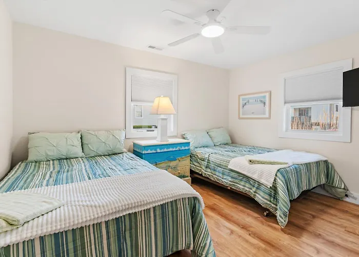 Charming Bayside W Deck 74th Street Ocean *